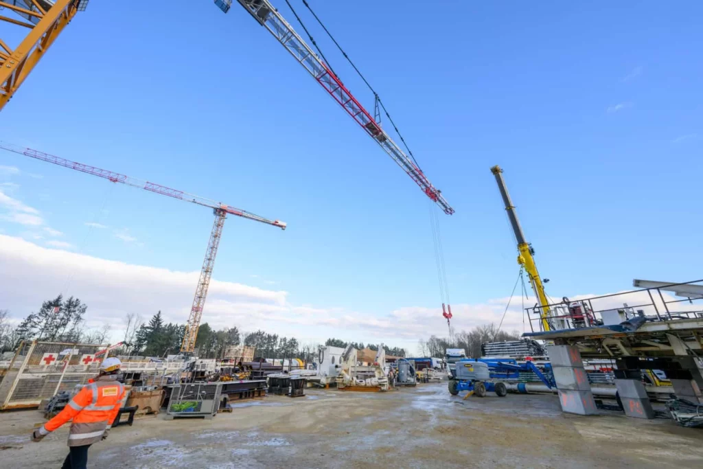 La ligne 18 et ses aménagements 5 Travaux sur la gare de la ligne 18