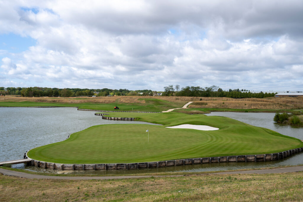 L’Albatros renaît 1 Golf-National